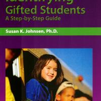 IDENTIFYING GIFTED STUDENT A STEP BY STEP GUIDE<br /><br />
